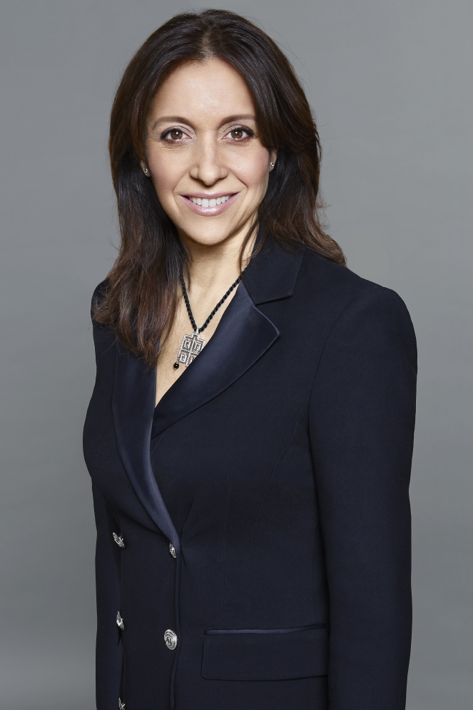 عدنان الكاتب يلتقي Stefania Valenti مديرة "معهد مارانجوني" للتصميم والأزياء