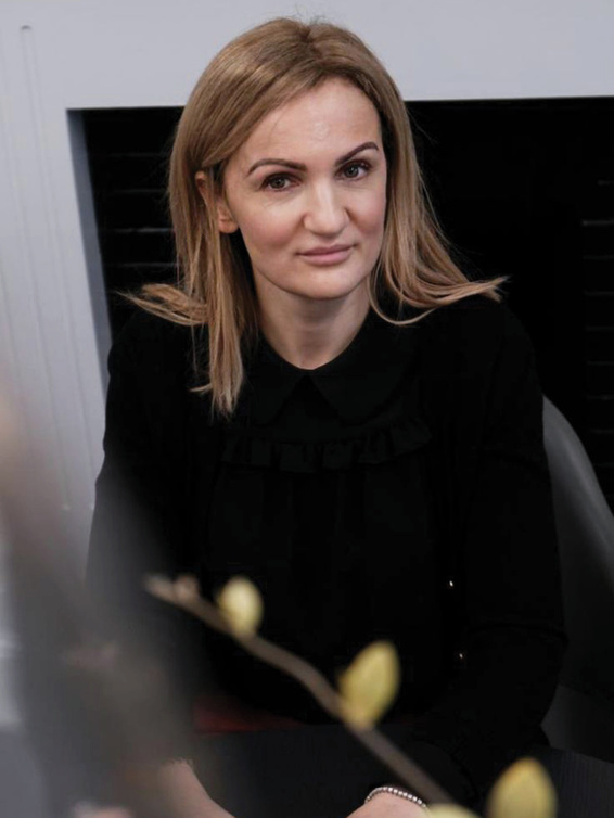 لوسي غوف Lucy Goff