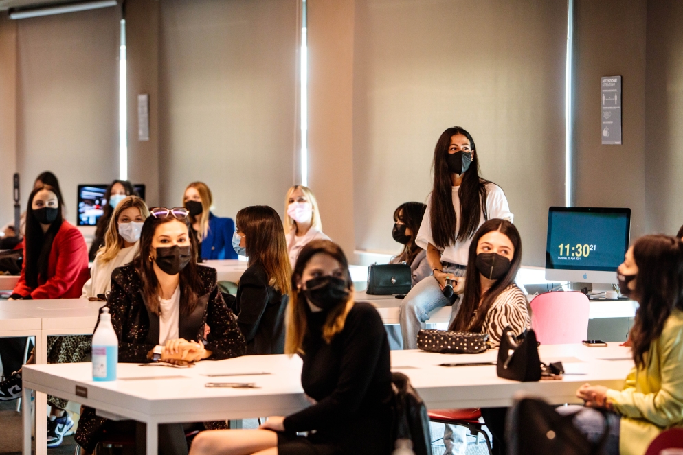 عدنان الكاتب يلتقي Stefania Valenti مديرة "معهد مارانجوني" للتصميم والأزياء