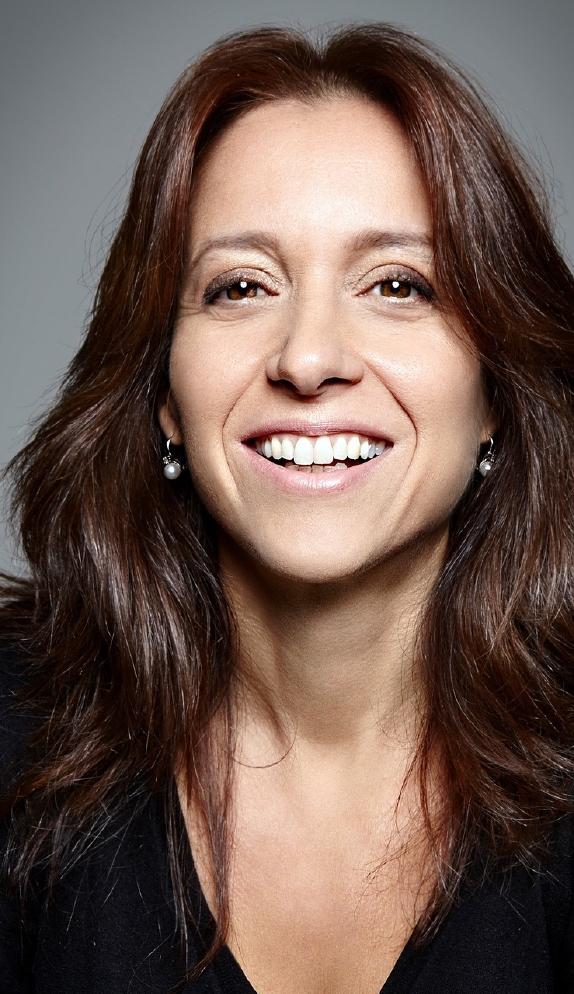 عدنان الكاتب يلتقي Stefania Valenti مديرة "معهد مارانجوني" للتصميم والأزياء