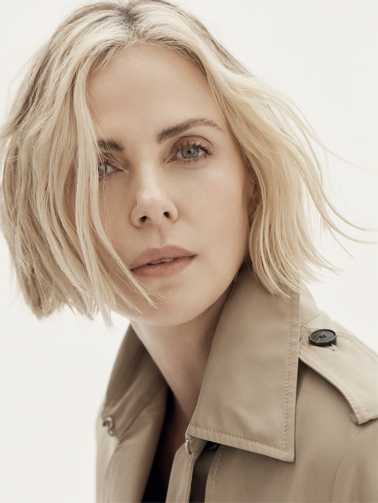 تشارليز ثيرون