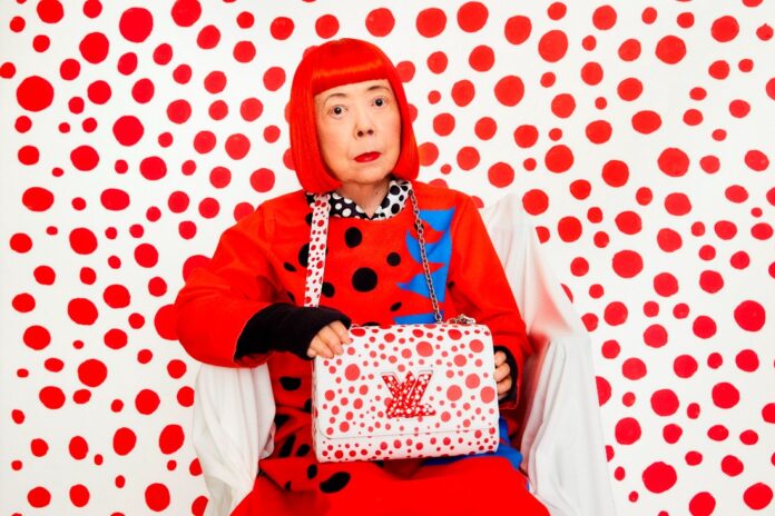 محاور المشاهير عدنان الكاتب يحاور الفنانة اليابانية العالمية 