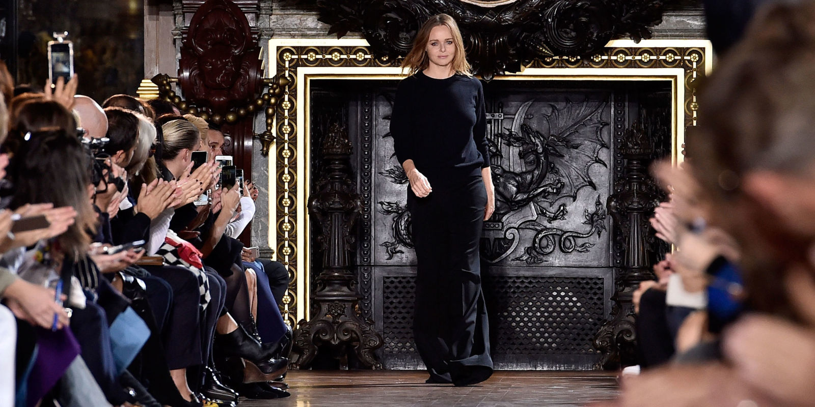 محاور المشاهير عدنان الكاتب في حوار جديد مع Stella McCartney