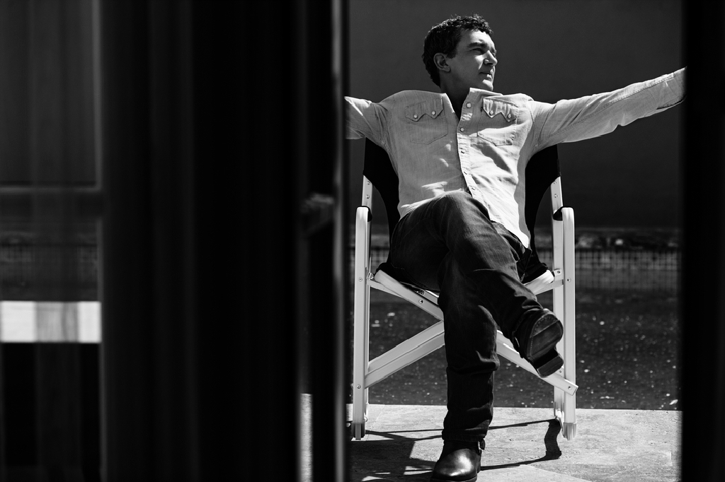  محاور المشاهير عدنان الكاتب يلتقي النجم العالمي أنطونيو بانديراس Antonio Banderas