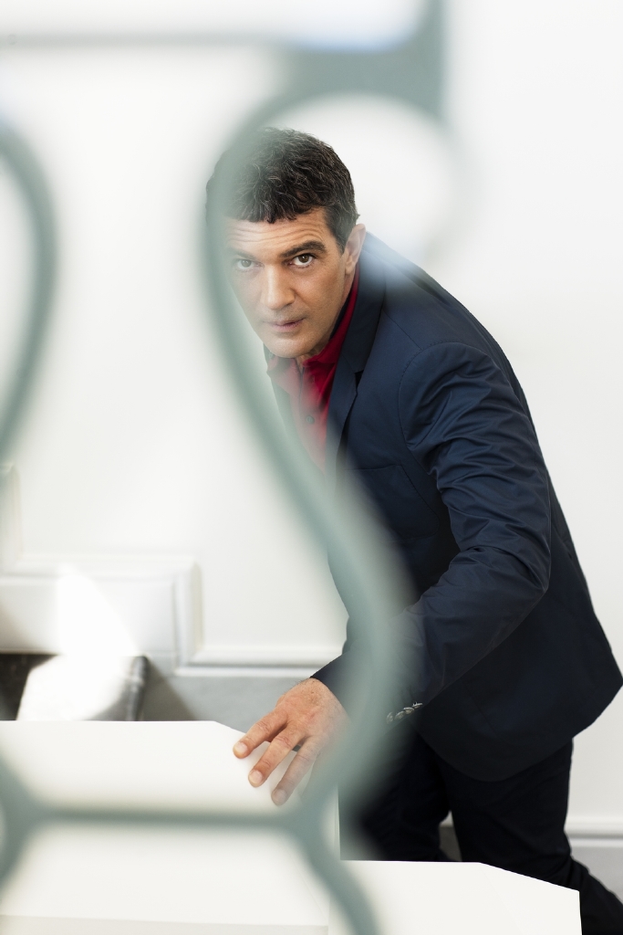  محاور المشاهير عدنان الكاتب يلتقي النجم العالمي أنطونيو بانديراس Antonio Banderas