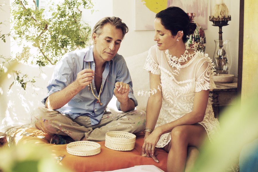 Caroina Herrera de Baez  تكشف أسرار أول مجموعة مجوهرات من تصميمها