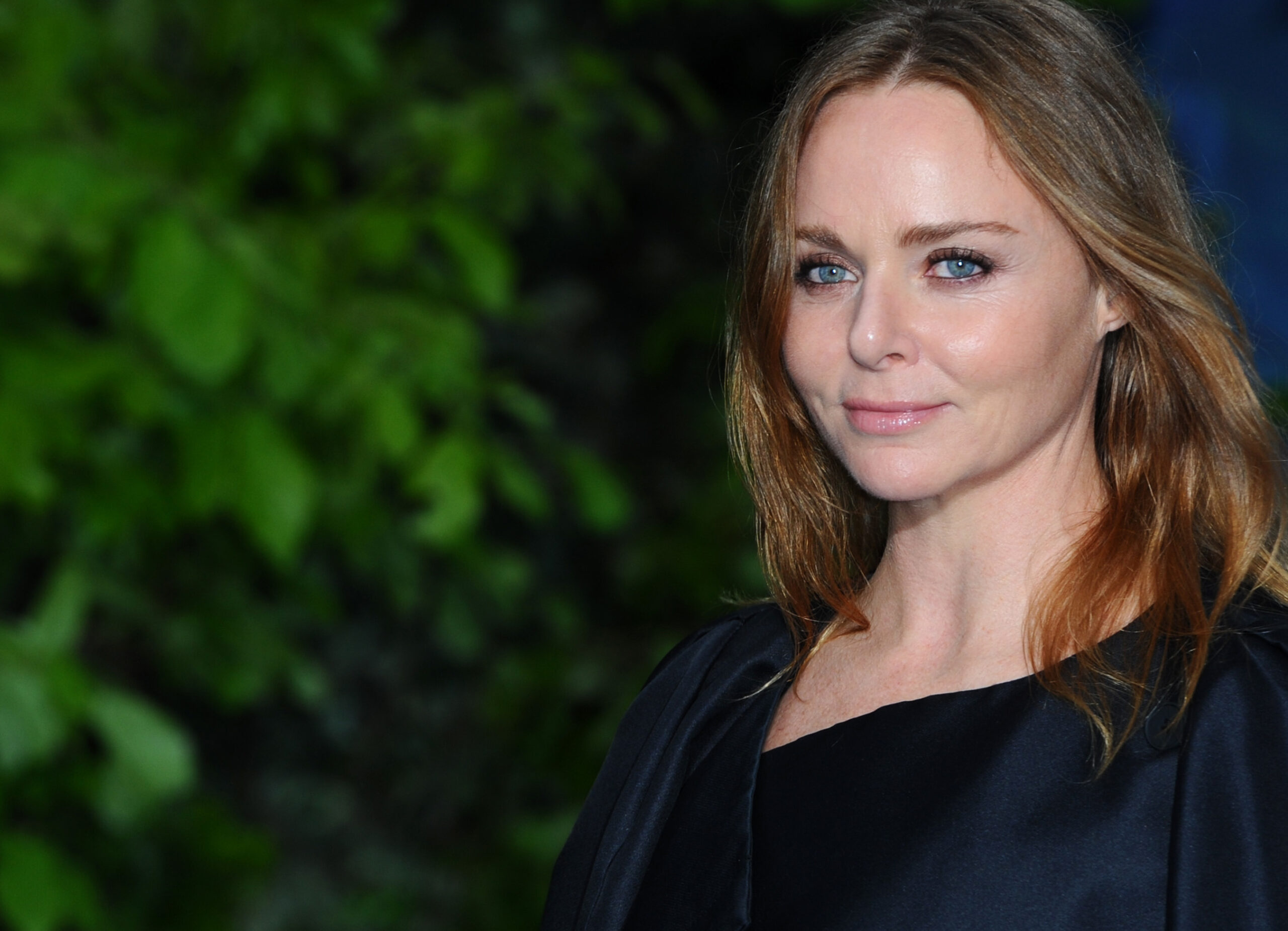 محاور المشاهير عدنان الكاتب في حوار جديد مع Stella McCartney