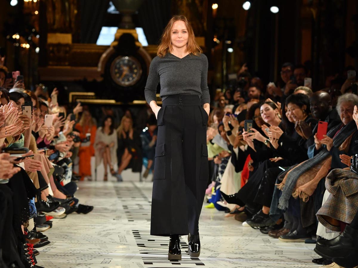 محاور المشاهير عدنان الكاتب في حوار جديد مع Stella McCartney