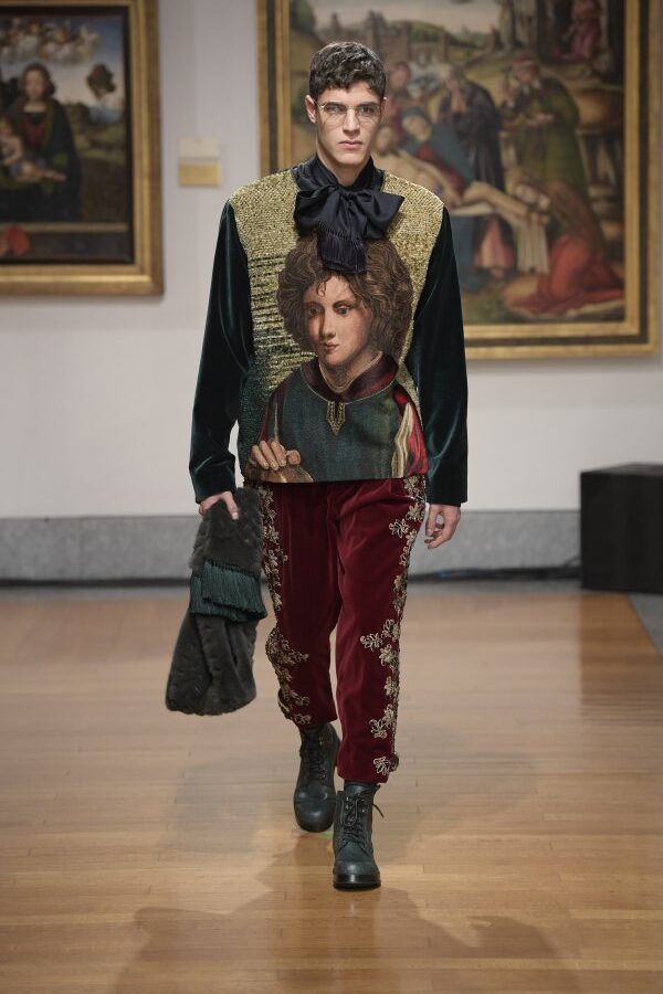 Dolce & Gabbana تحتفل بالحياة والجمال والسعادة والبراعة