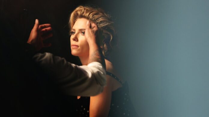 حوار خاص مع النجمة الساحرة Scarlett Johansson: