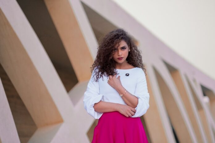 الشابة السعودية عبير بالبيد تتألق في 