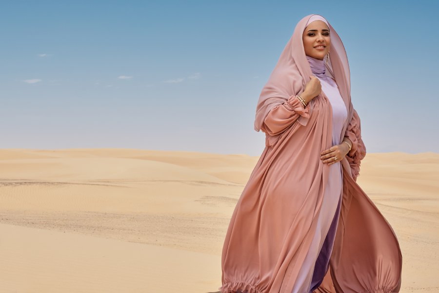 القيادية الإماراتية الشابة هند بن دميثان: الجمال الداخلي ينبع الجمال الخارجي