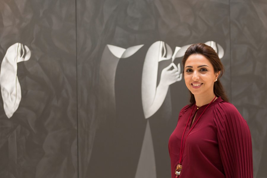 هالة خياط المديرة الإقليمية لـ”أرت دبي”: لا شيء يضاهي امتلاك عمل فني مهم أو الوقوف عليه