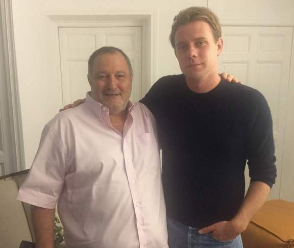 عدنان الكاتب يحاور جوناثان ويليام أندرسون مصمم دار  Loewe